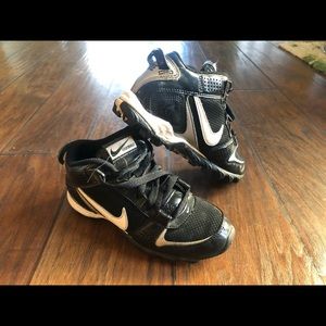 🏈🏈🏈Boys youth Nile football shoes🏈🏈🏈